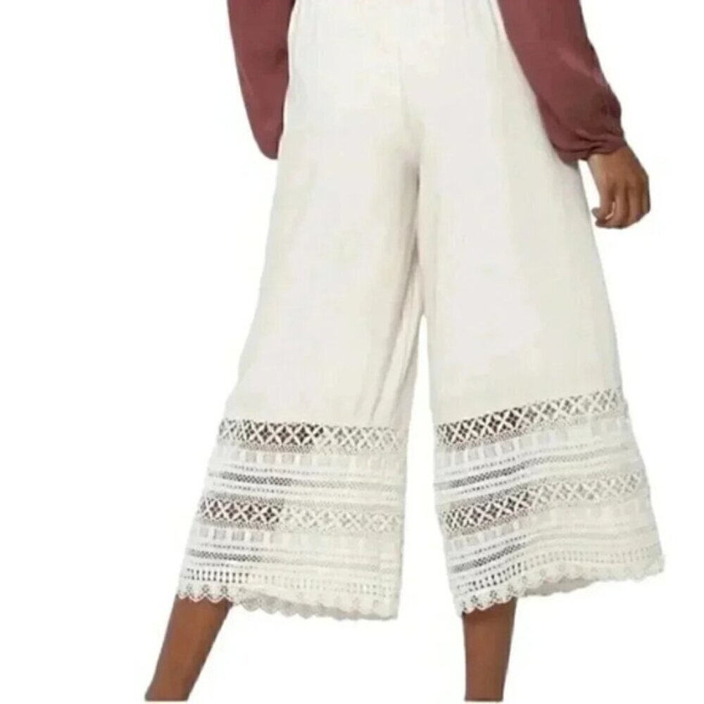 American Eagle Wide Leg Pants with Crochet Bottom Boho Crop Cream Size Small